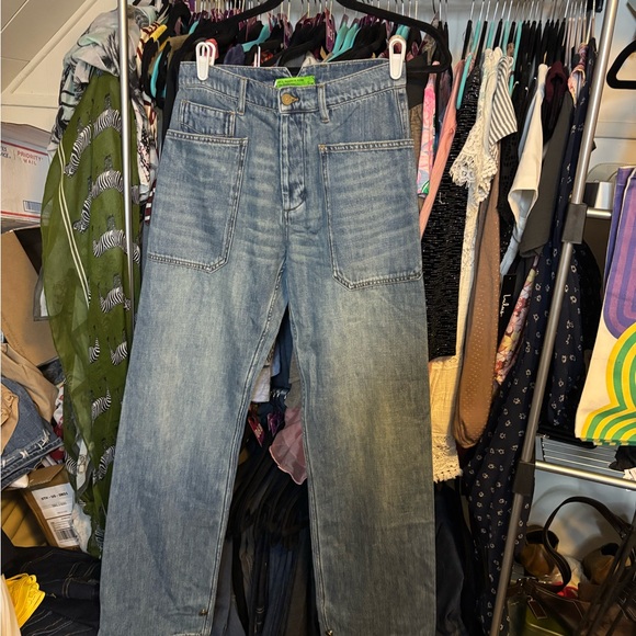 Stylish Blue Flare Wide Leg Jeans with Natural Fading